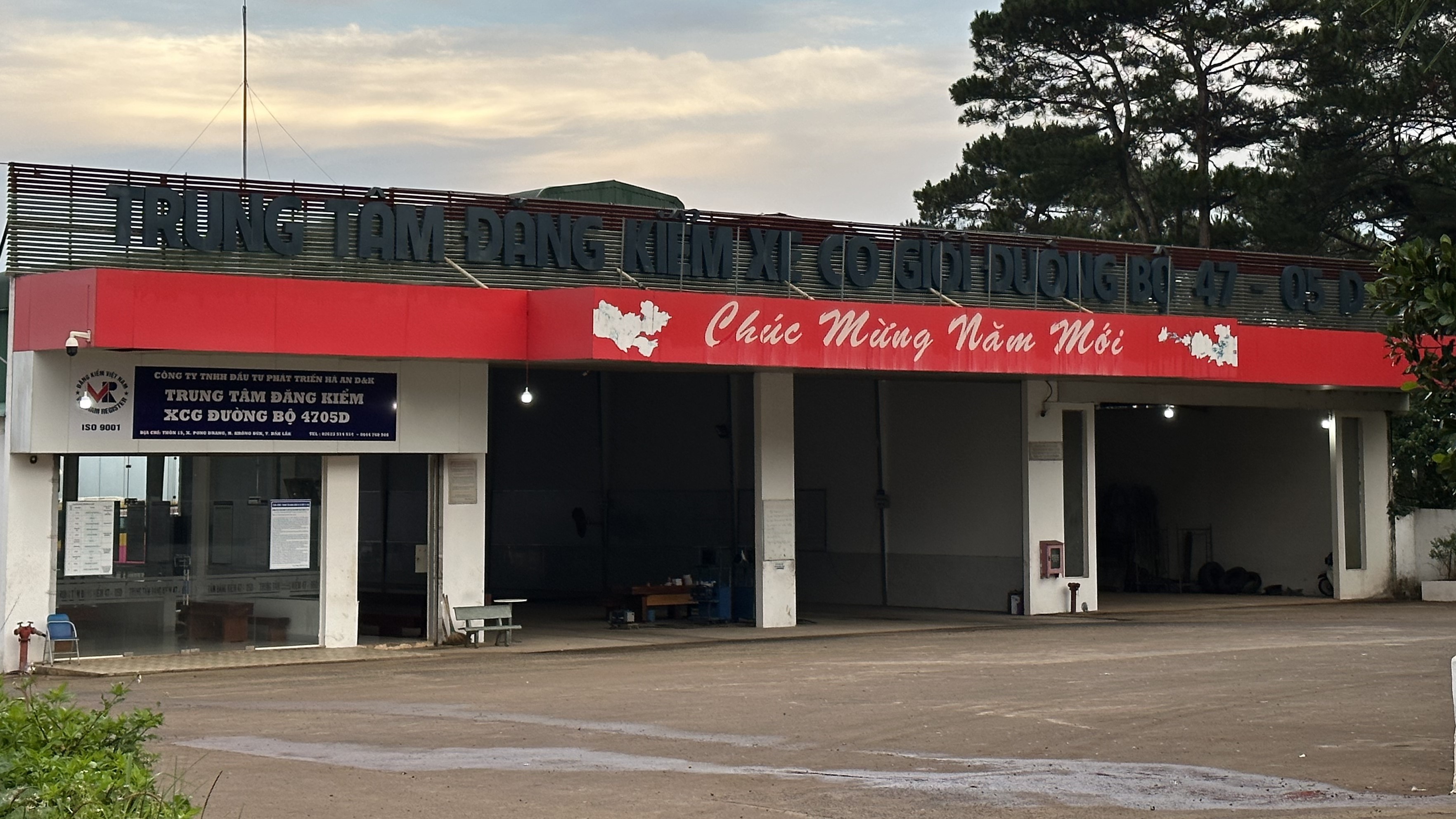 Đắk Lắk: Trạm sạc VinFast - Trạm đăng kiểm 4705D
